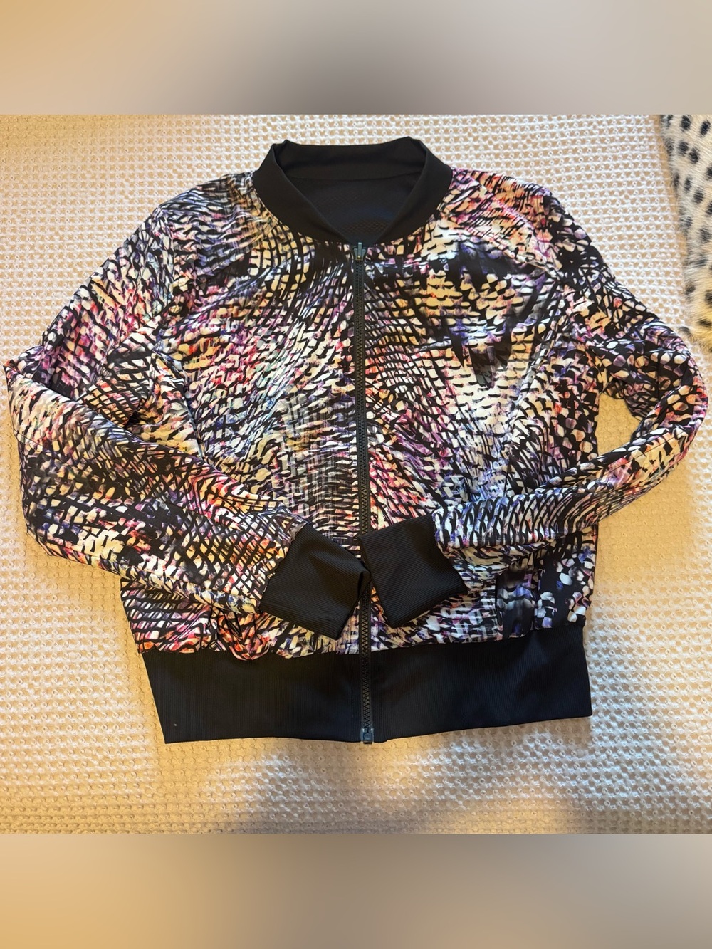 Reversible Zella bomber jacket!